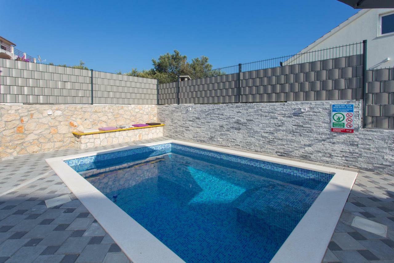 Villa Supuk Vinišće Exteriör bild